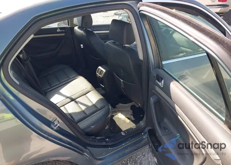 2006 Volkswagen Jetta 2.5 from USA, damaged, VIN 3VWSF71K06M798437